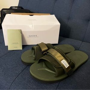 Suicoke Padri Slides / Sandals in Olive